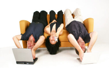 How to Help Your Employees Tweet and Blog Your Brand